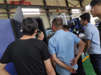 吉利商用汽車實地考察瑞爾多激光切割機(jī)廠，深化網(wǎng)絡(luò)信息技術(shù)開發(fā)合作